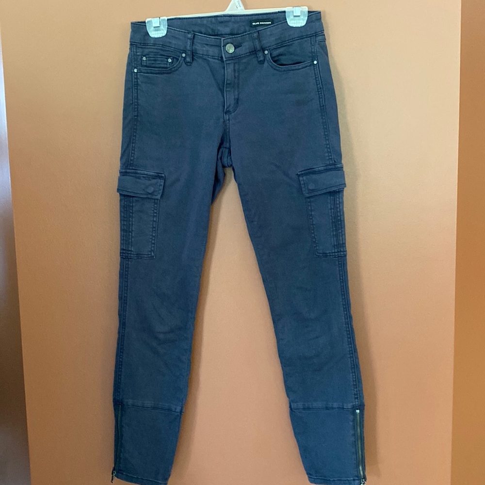 Club Monaco ladies navy blue cargo pants/jeans in size 4.